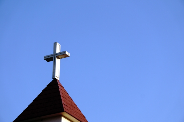 宗教によって葬儀の流れは異なる？キリスト教式・無宗教式葬儀について